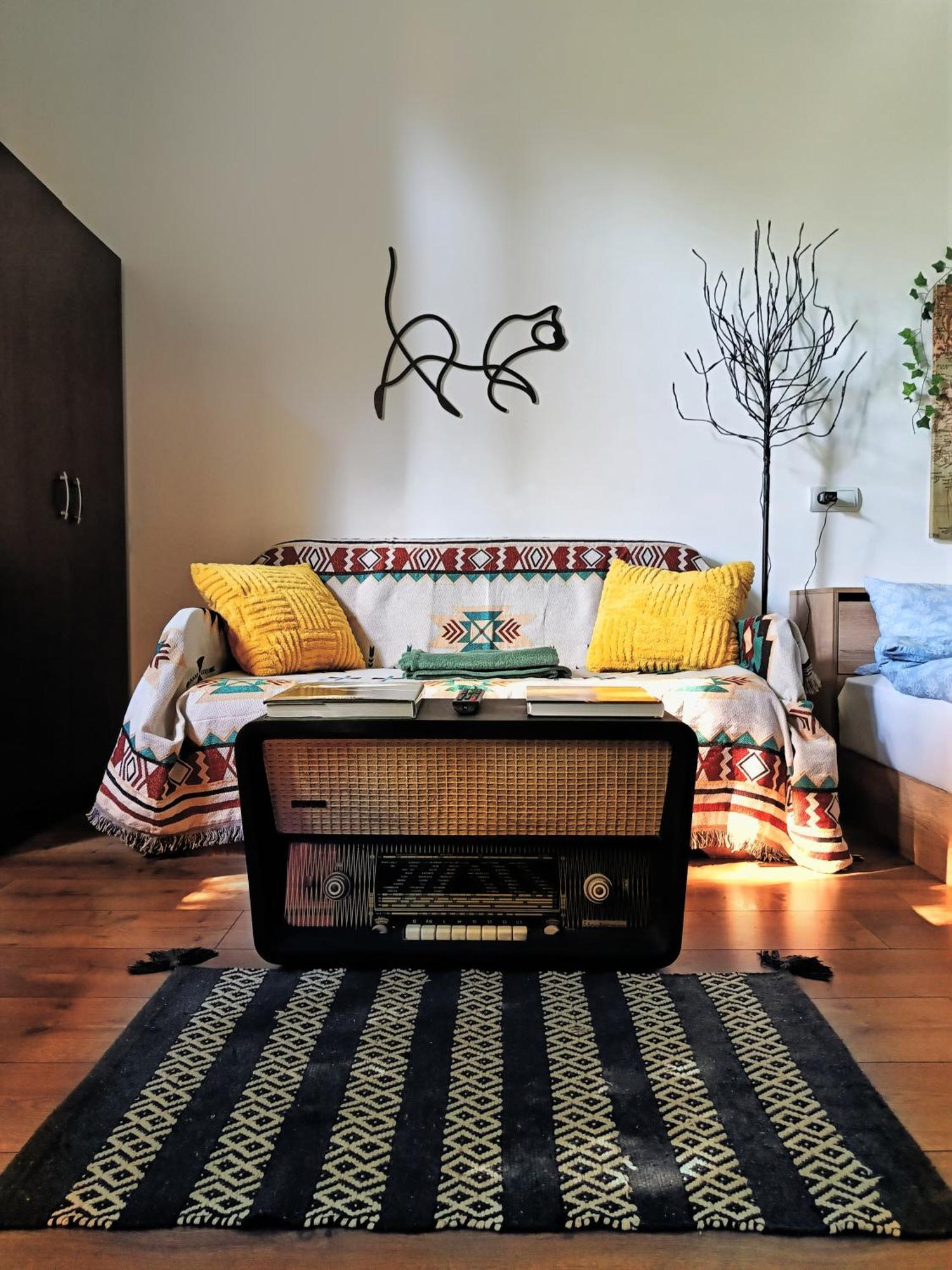 Small Apartment - Historic House Cluj-Napoca Esterno foto